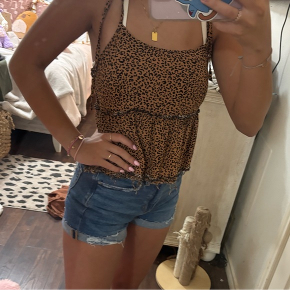 cheetah print flowy top- small - Picture 3 of 3